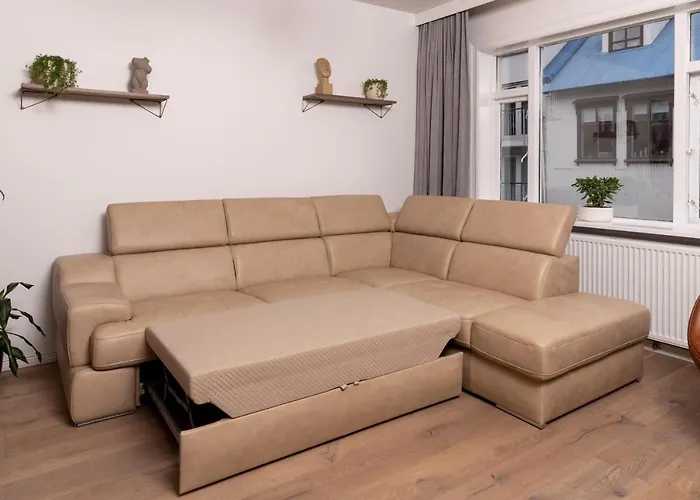 Lundur Apartments - Down Town